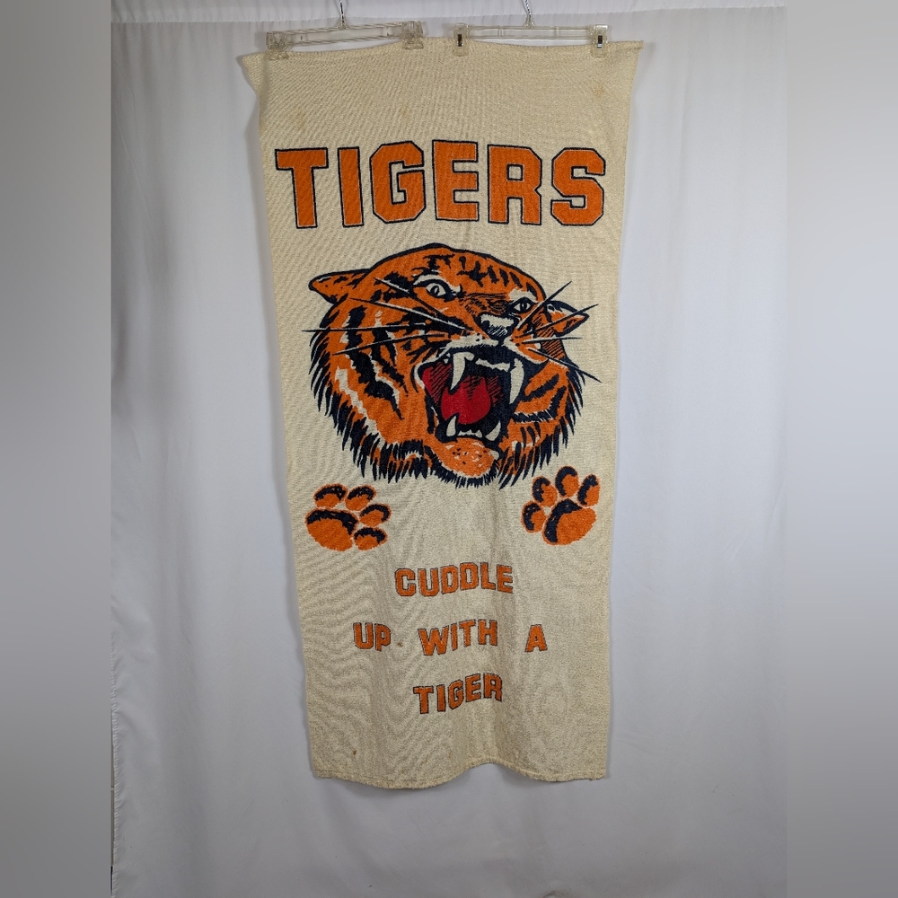 Cuddle Up With a Tiger Vintage Towel Terry Bear Detroit LSU Clemson Auburn